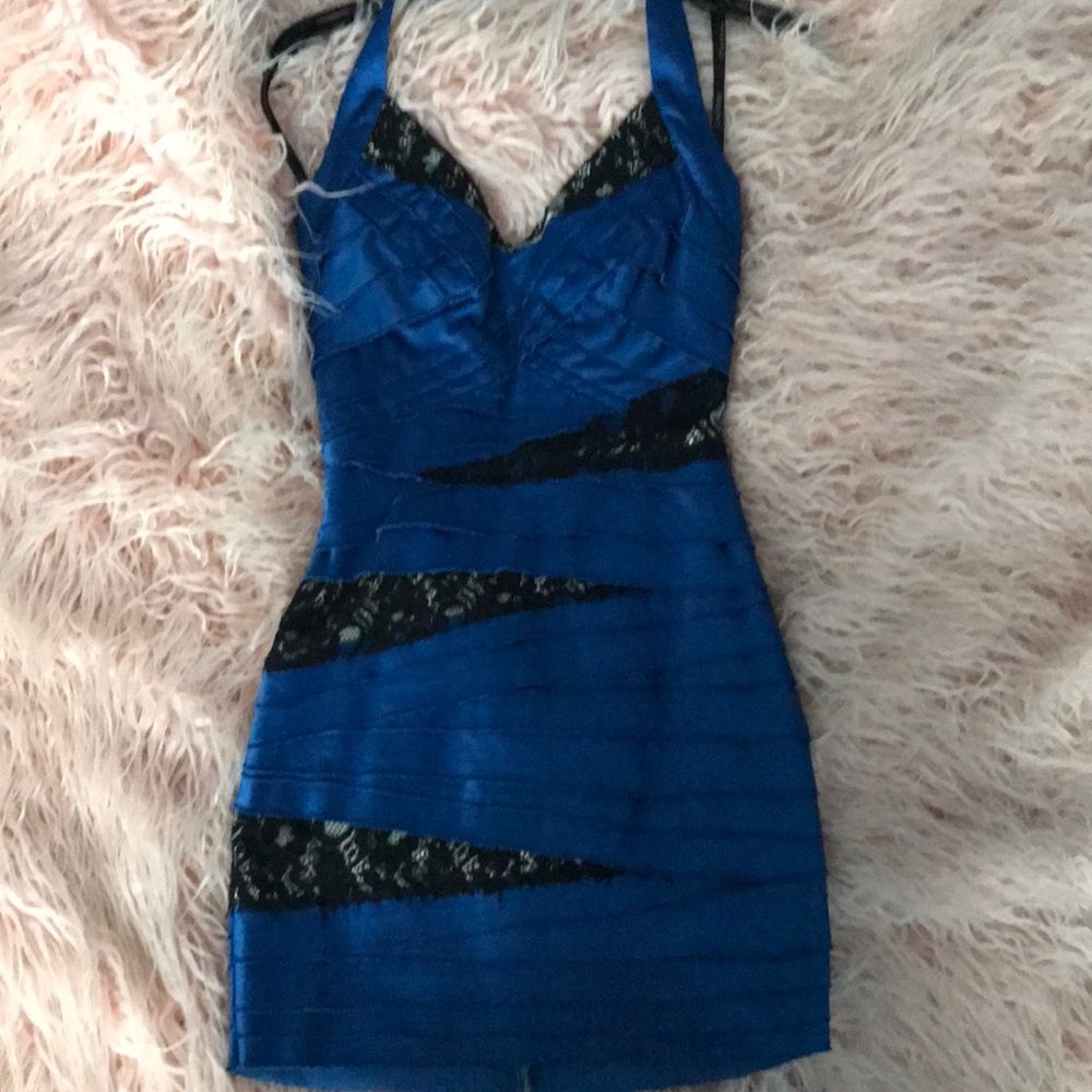 Bebe dress
